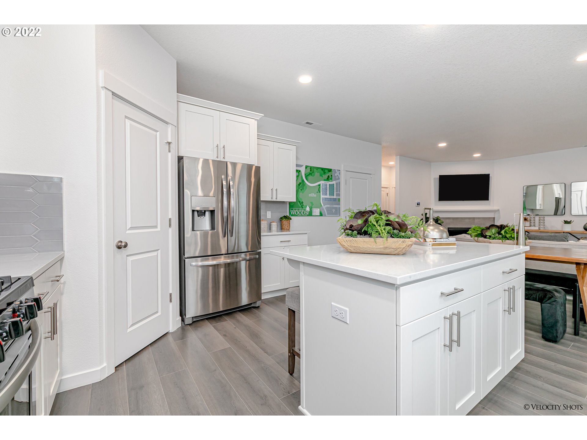 3000 S NECTARINE ST LT728