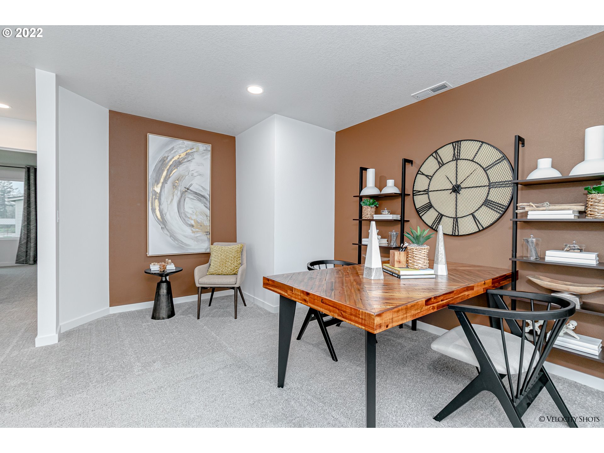 3000 S NECTARINE ST LT728