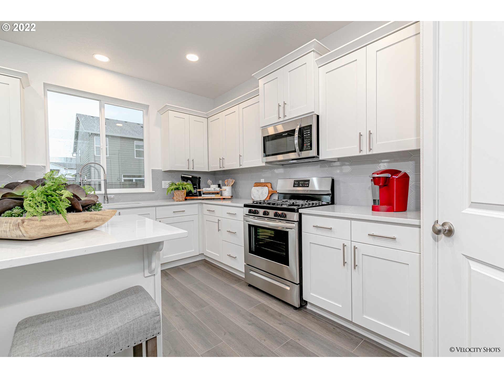 3000 S NECTARINE ST LT728