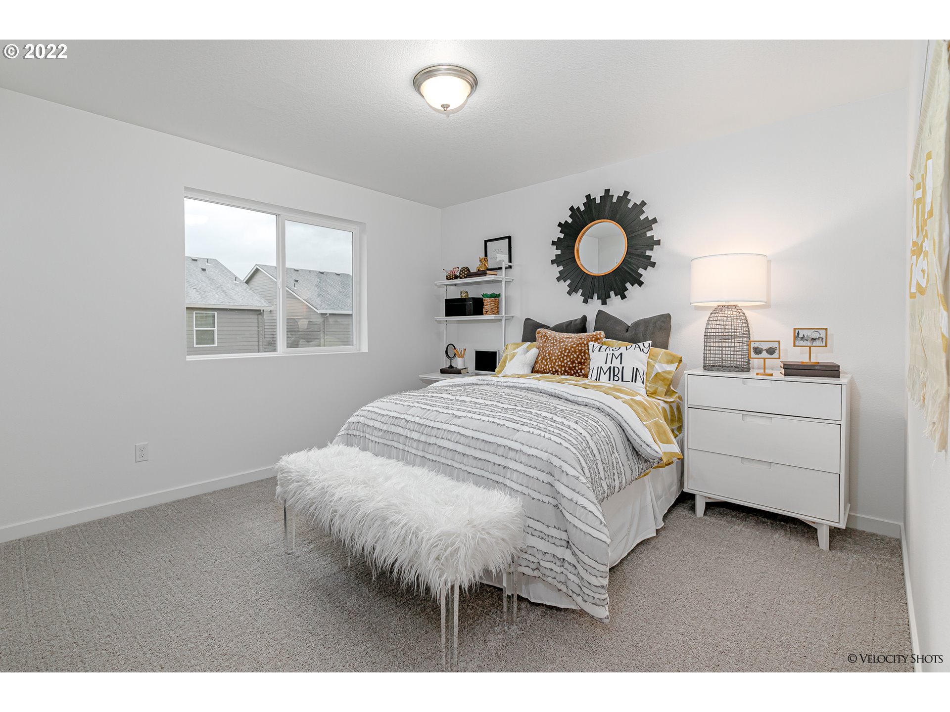 3000 S NECTARINE ST LT728