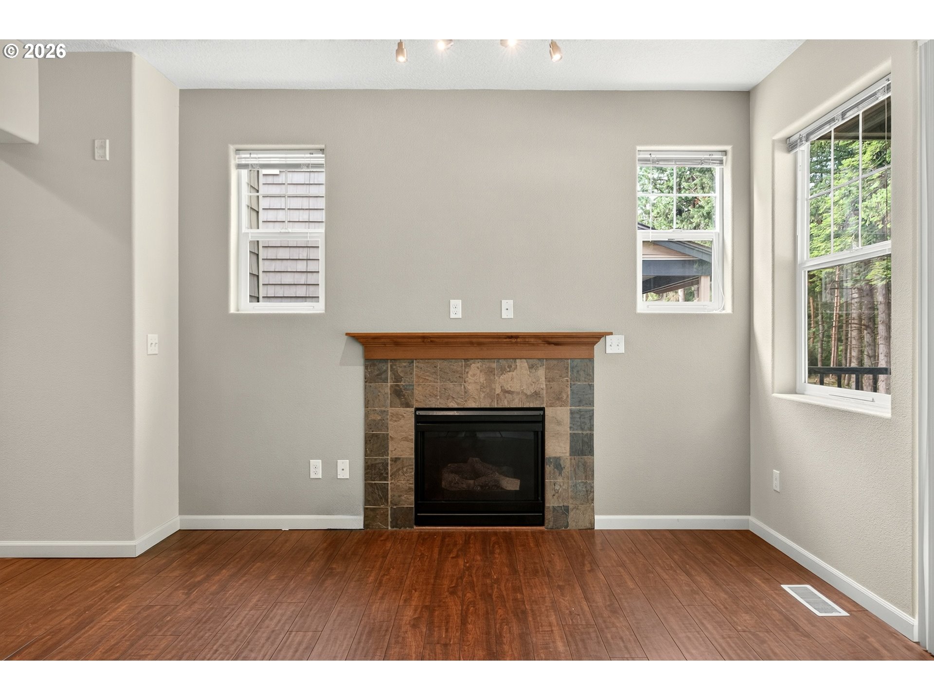 10579 NE CEDAR FALLS LOOP