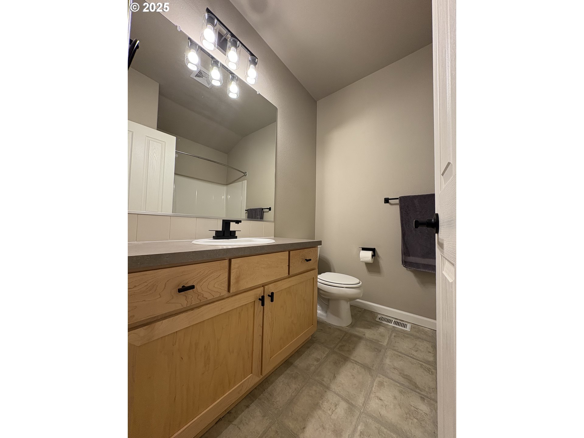 10910 SW HUNTINGTON AVE