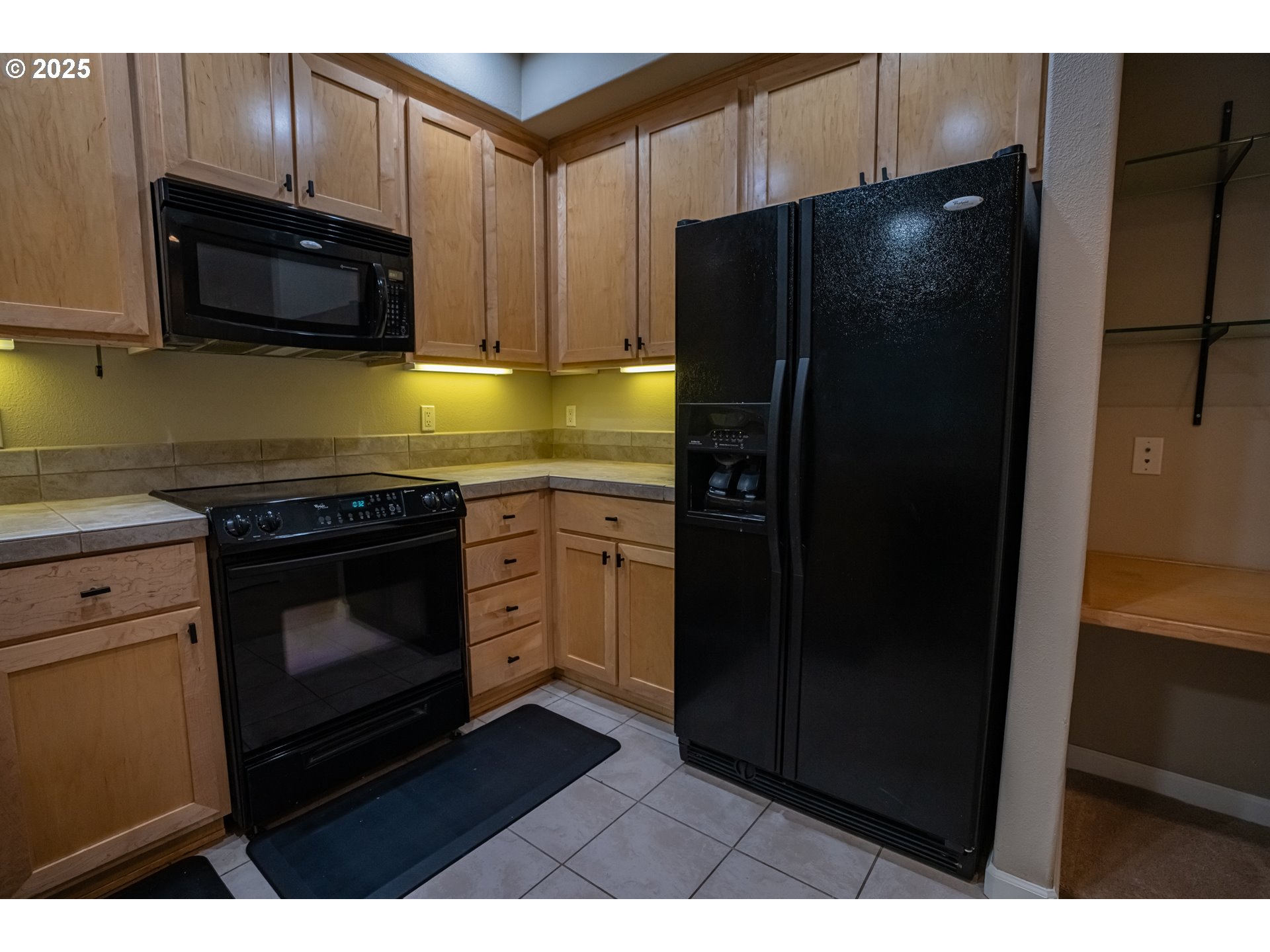 10910 SW HUNTINGTON AVE