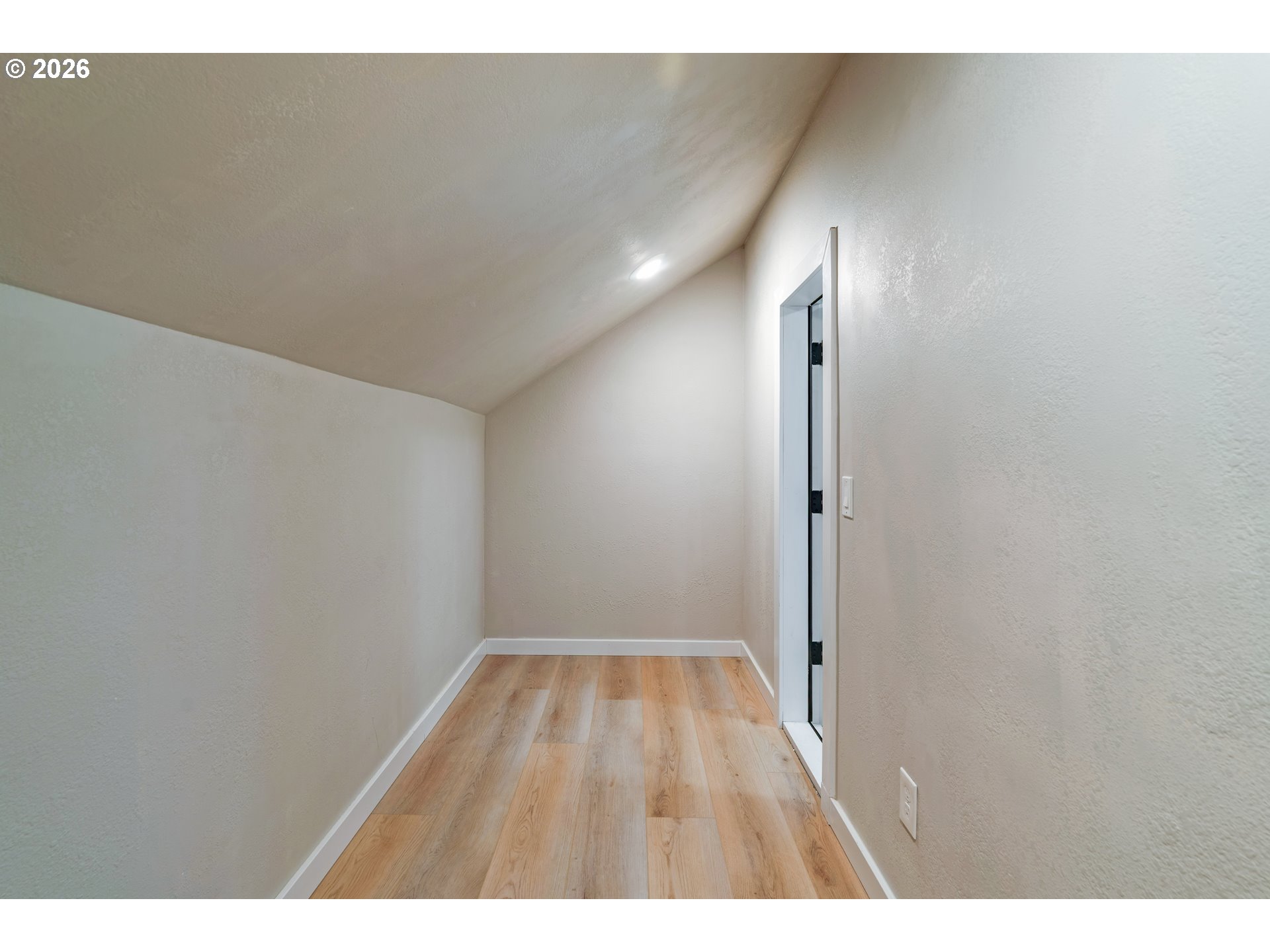 3498 SW MAYFIELD TER