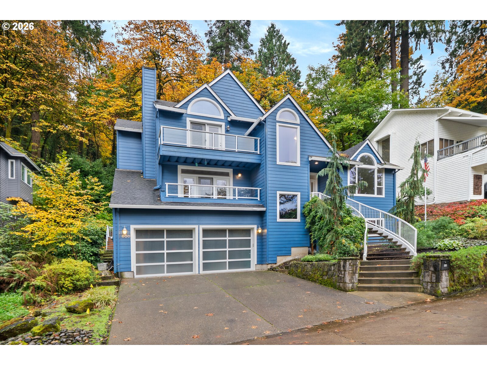 600 MAPLE ST