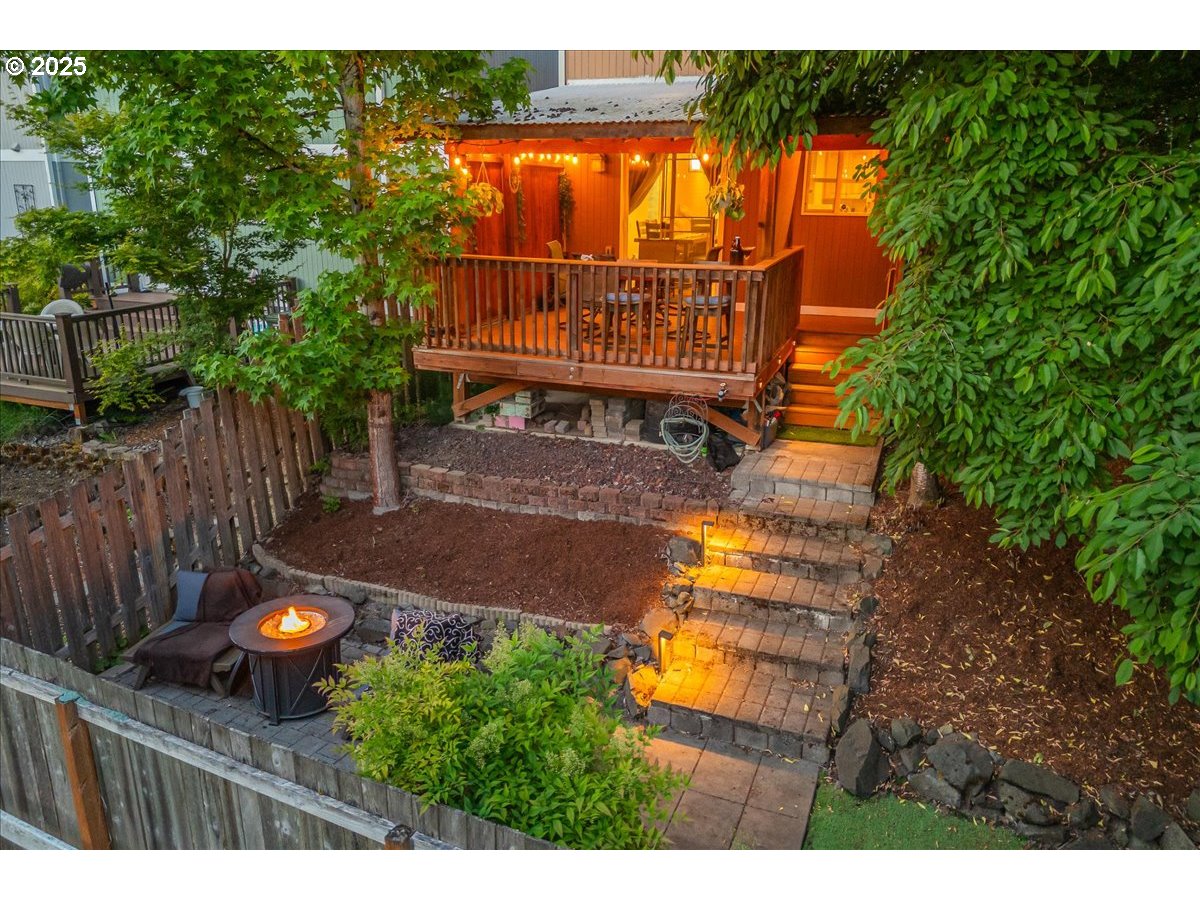 525 SW 207TH AVE