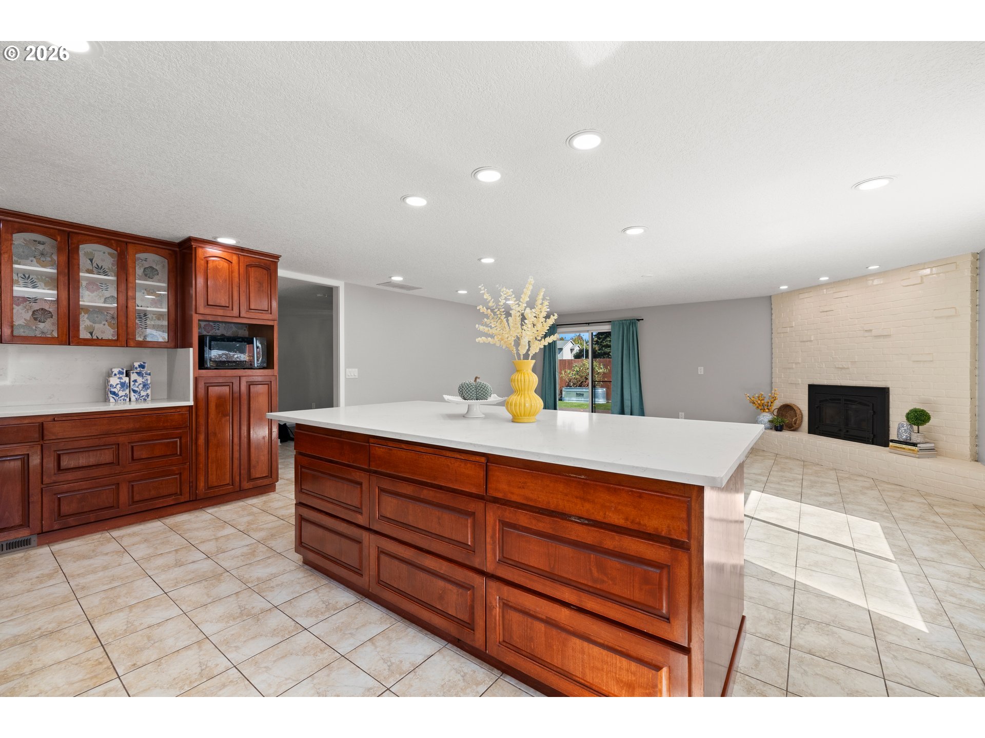 1546 SE 52ND AVE