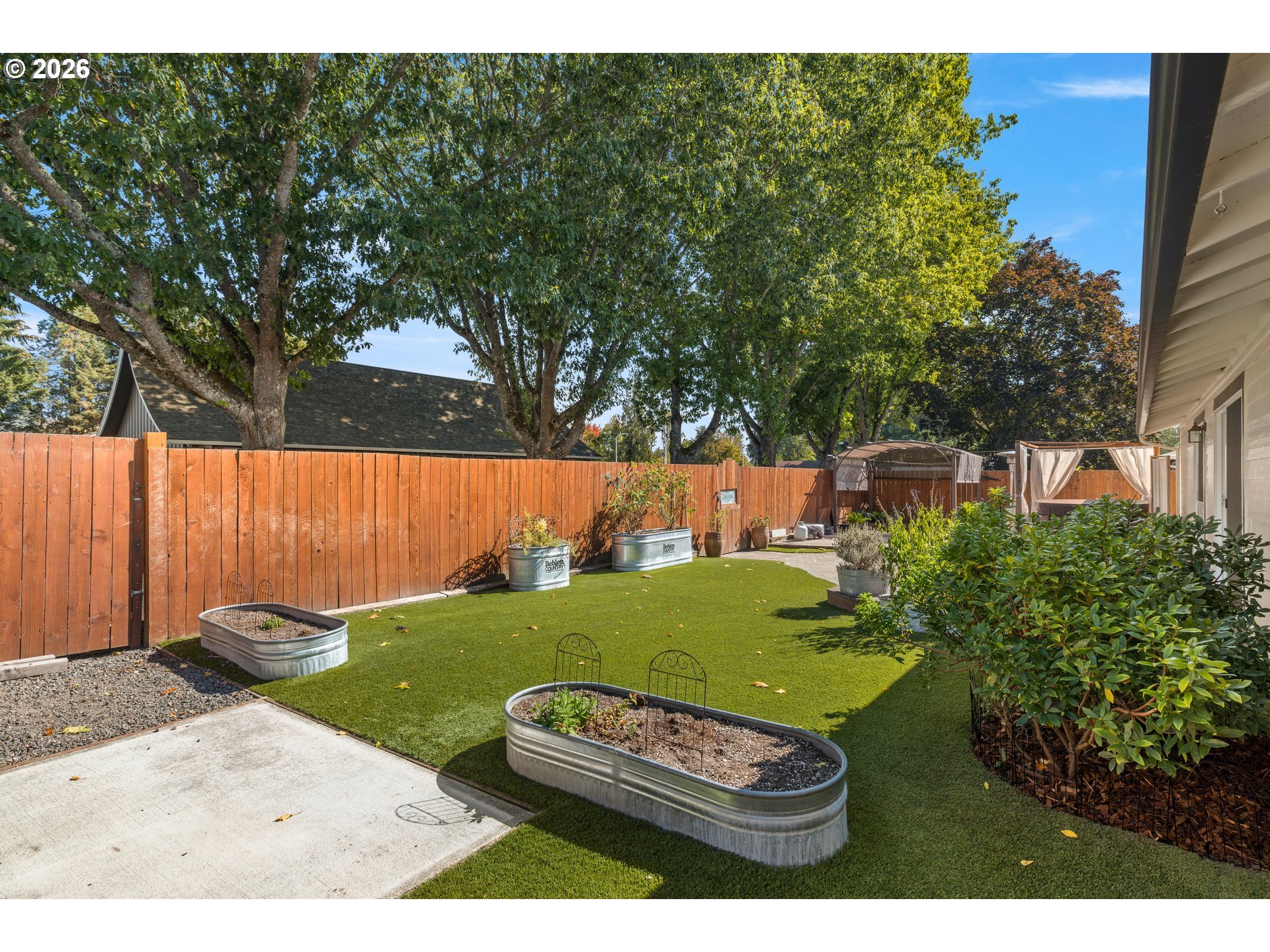 1546 SE 52ND AVE