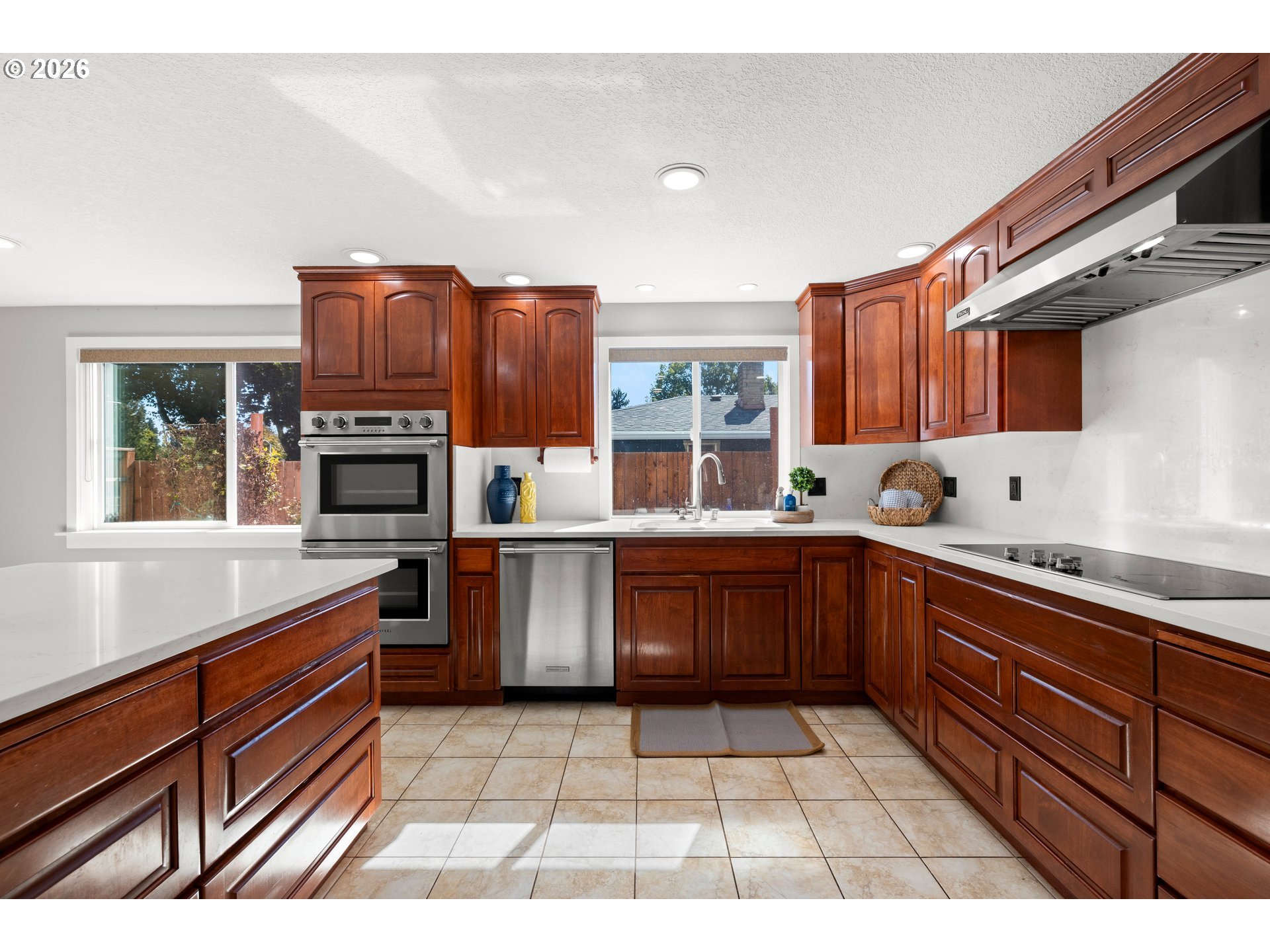 1546 SE 52ND AVE