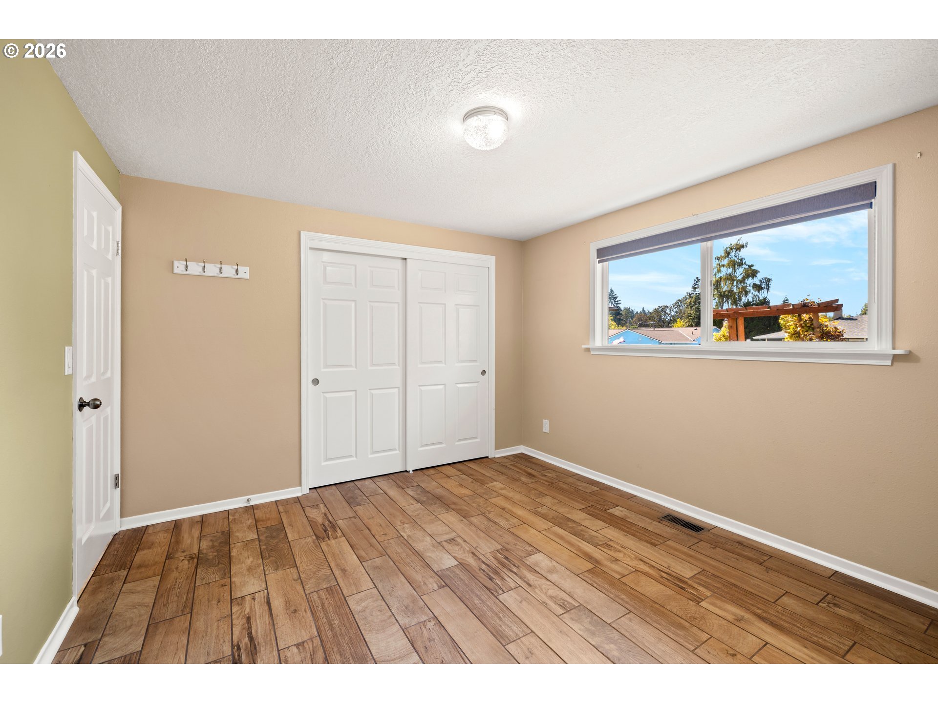 1546 SE 52ND AVE