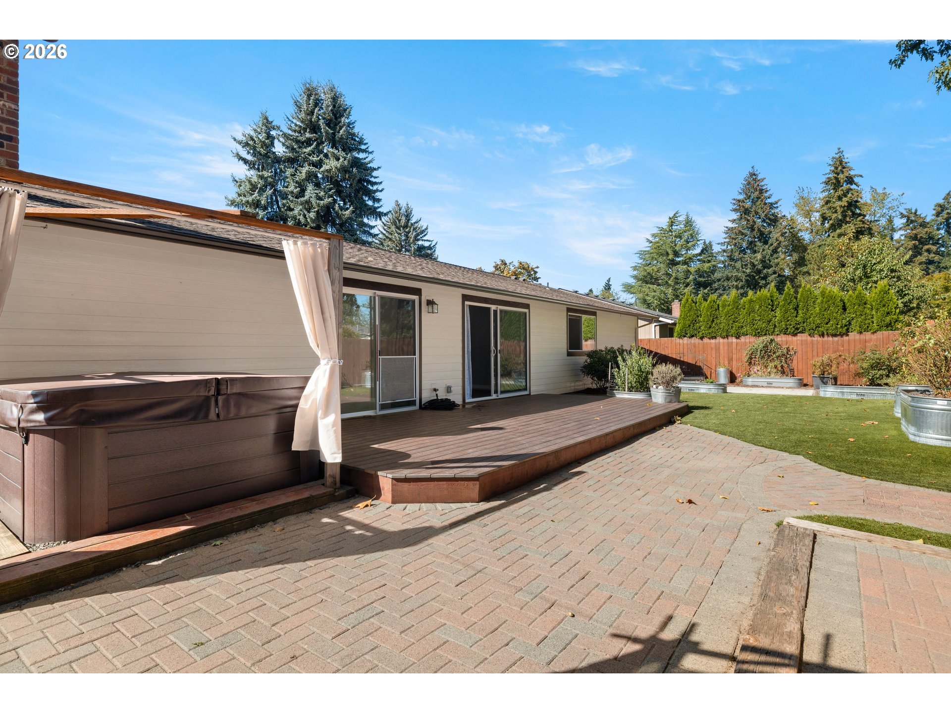 1546 SE 52ND AVE