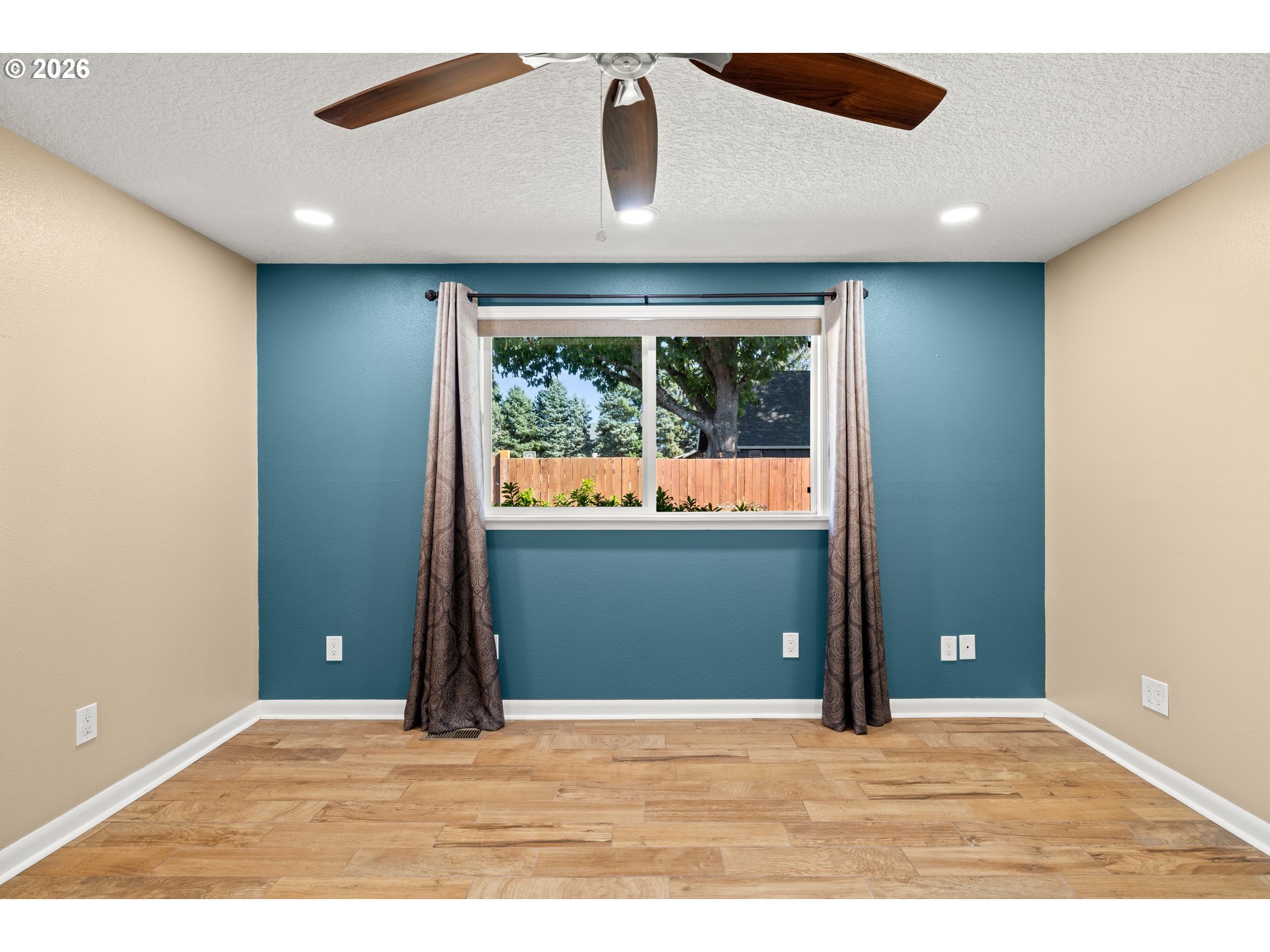 1546 SE 52ND AVE