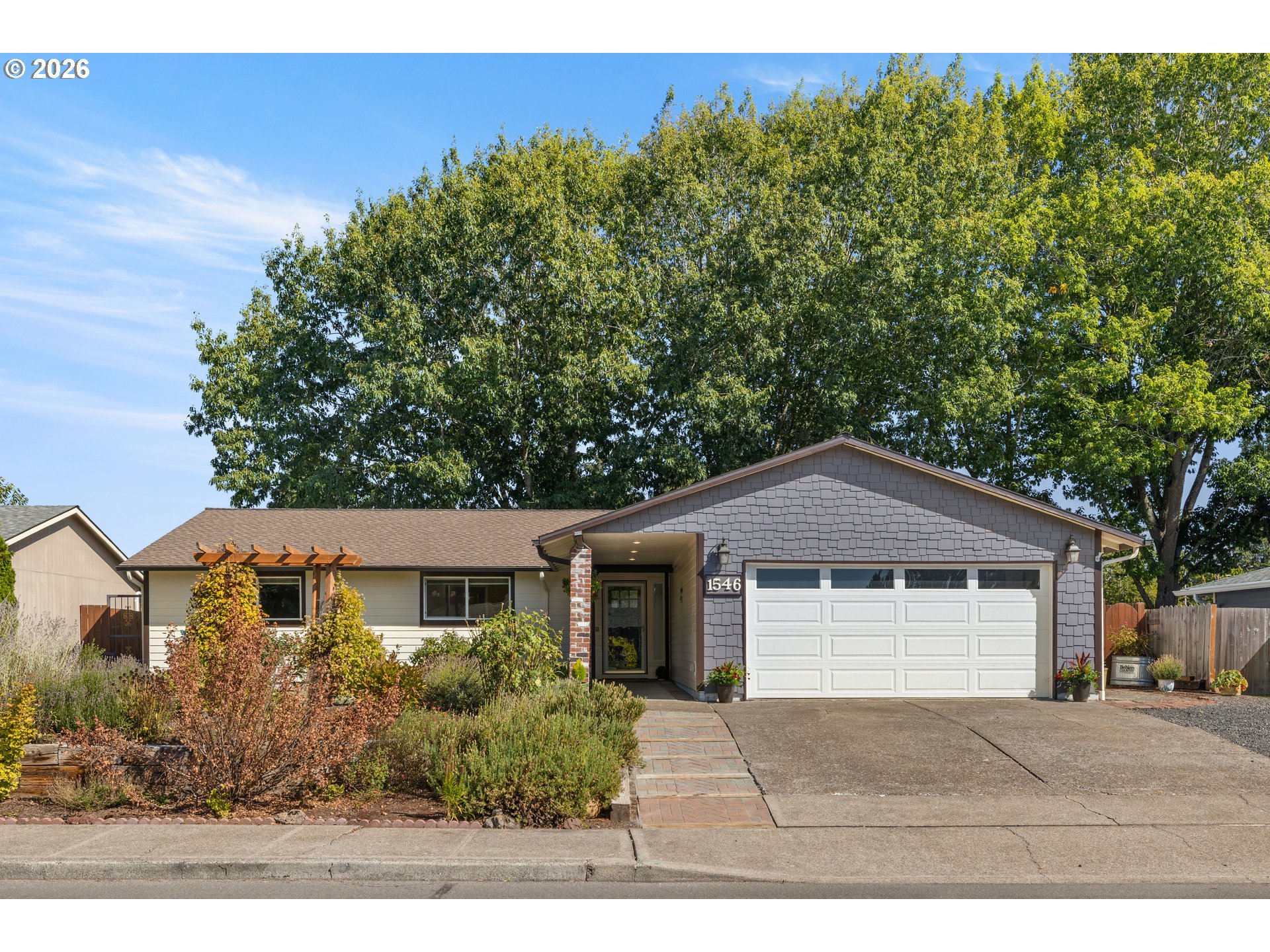1546 SE 52ND AVE