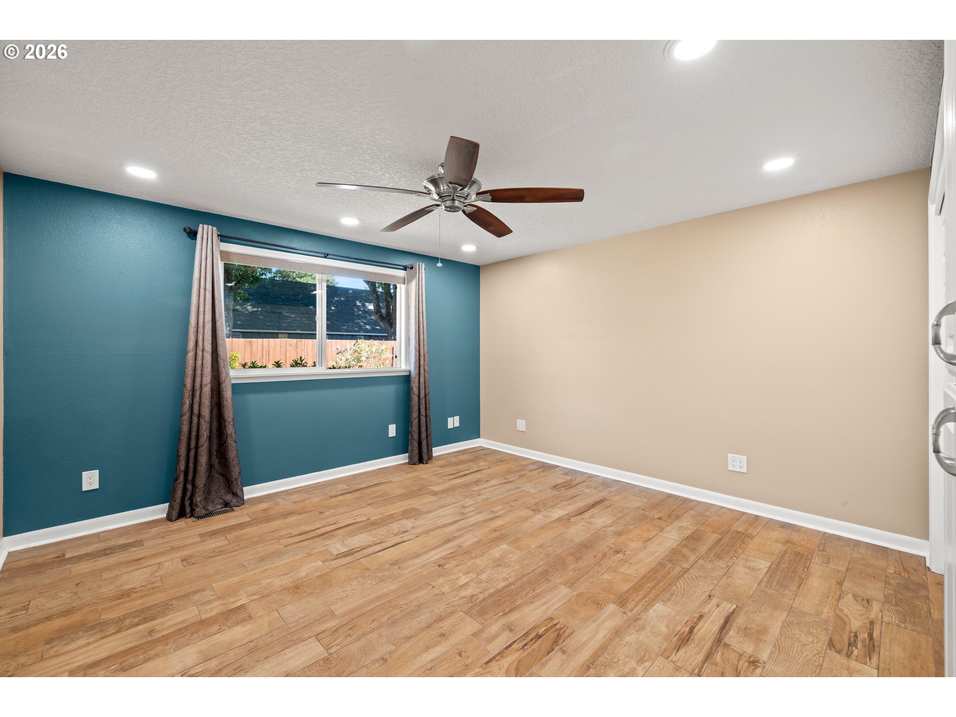 1546 SE 52ND AVE