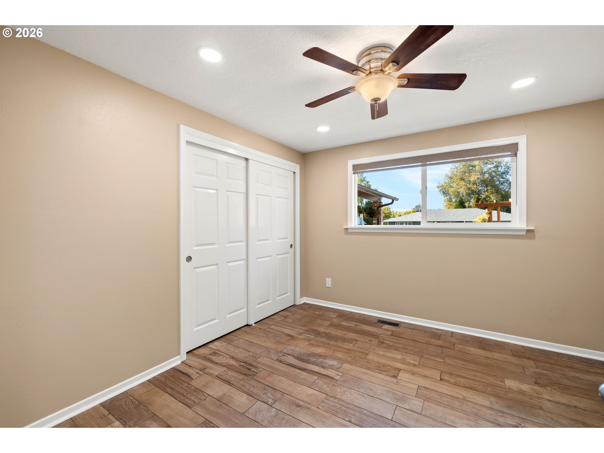 1546 SE 52ND AVE