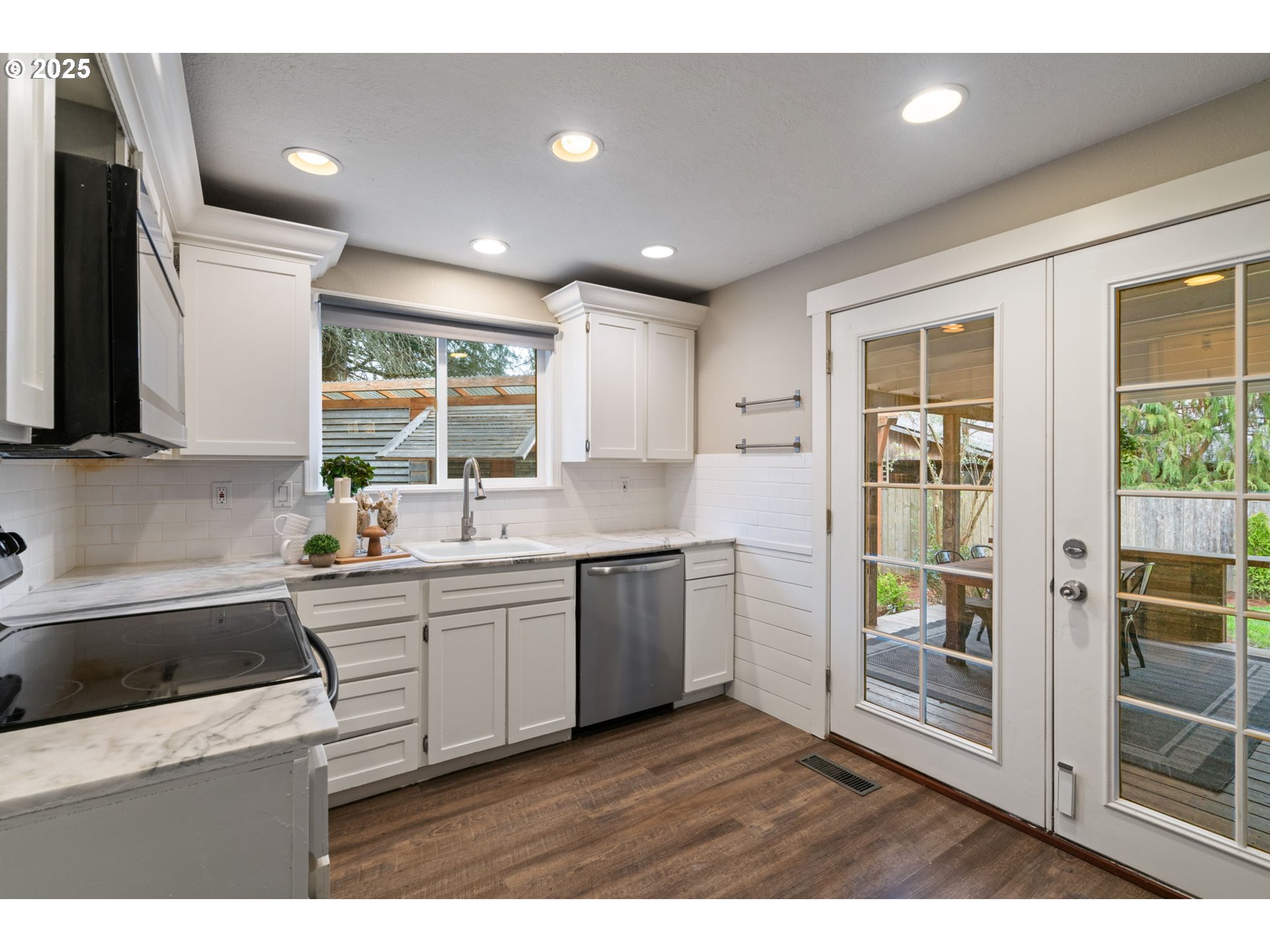 10425 SW TRANQUIL WAY