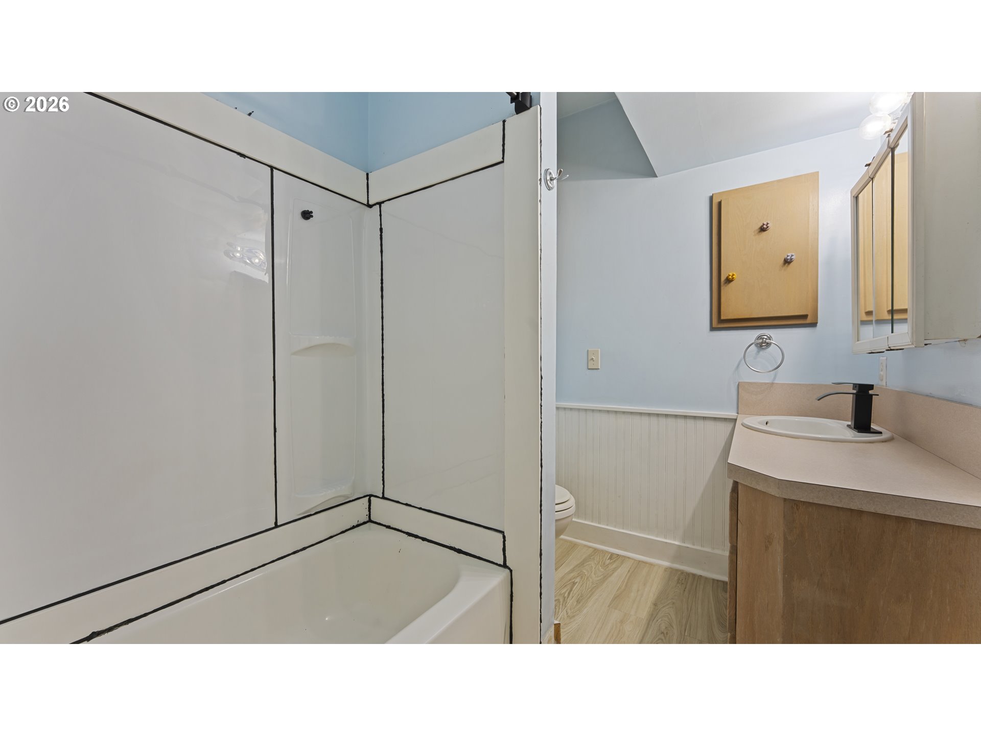 1901 LONG ST
