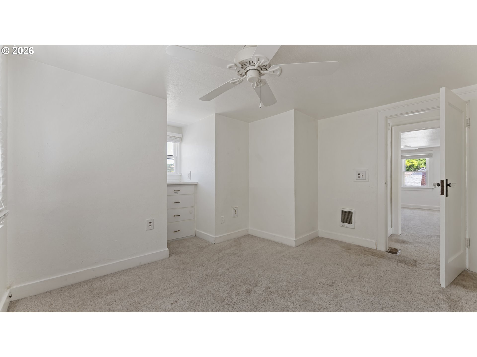 1901 LONG ST