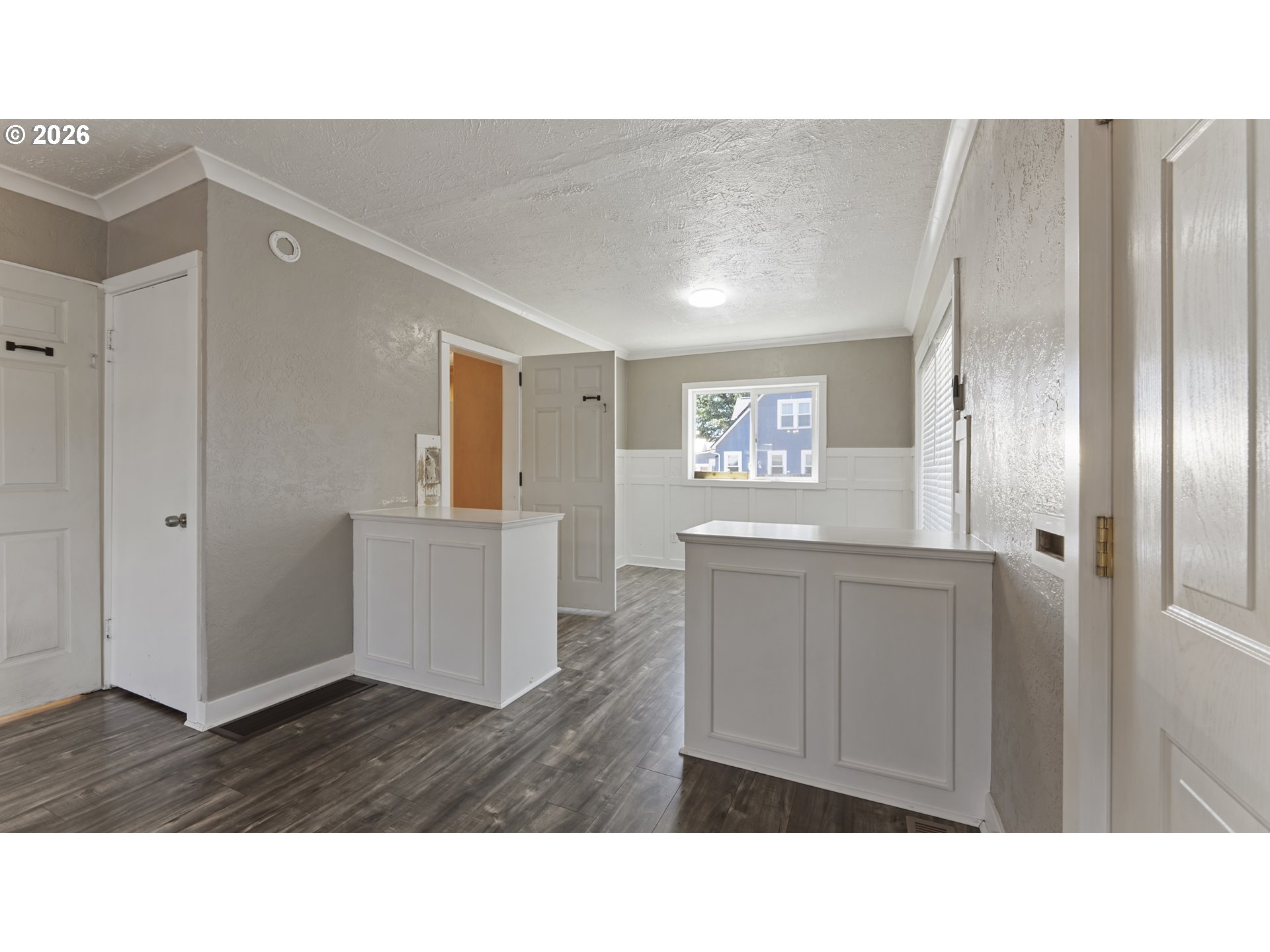 1901 LONG ST
