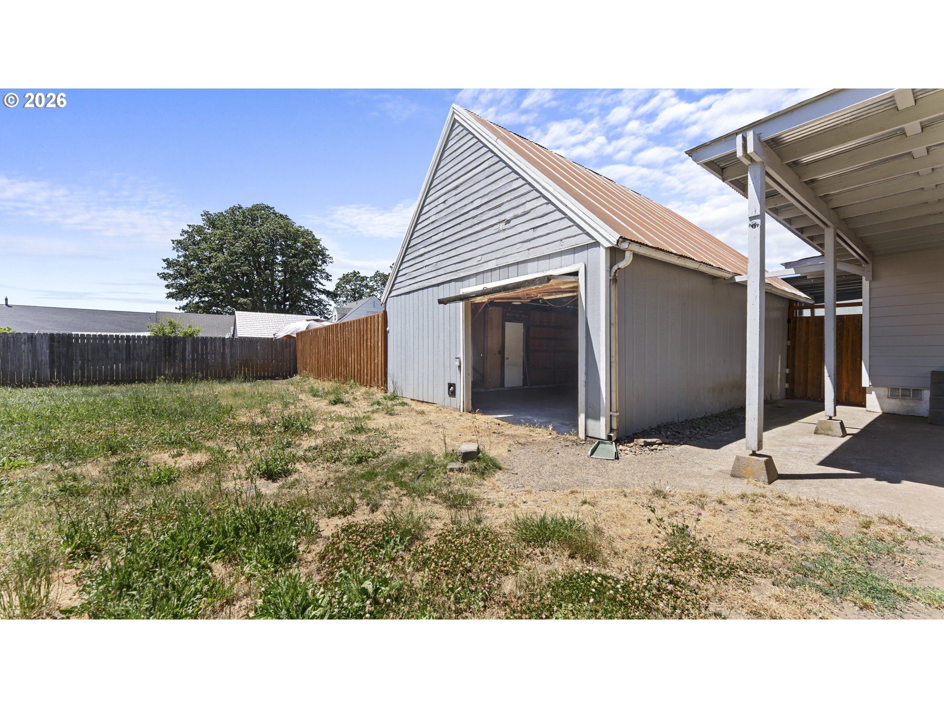 1901 LONG ST