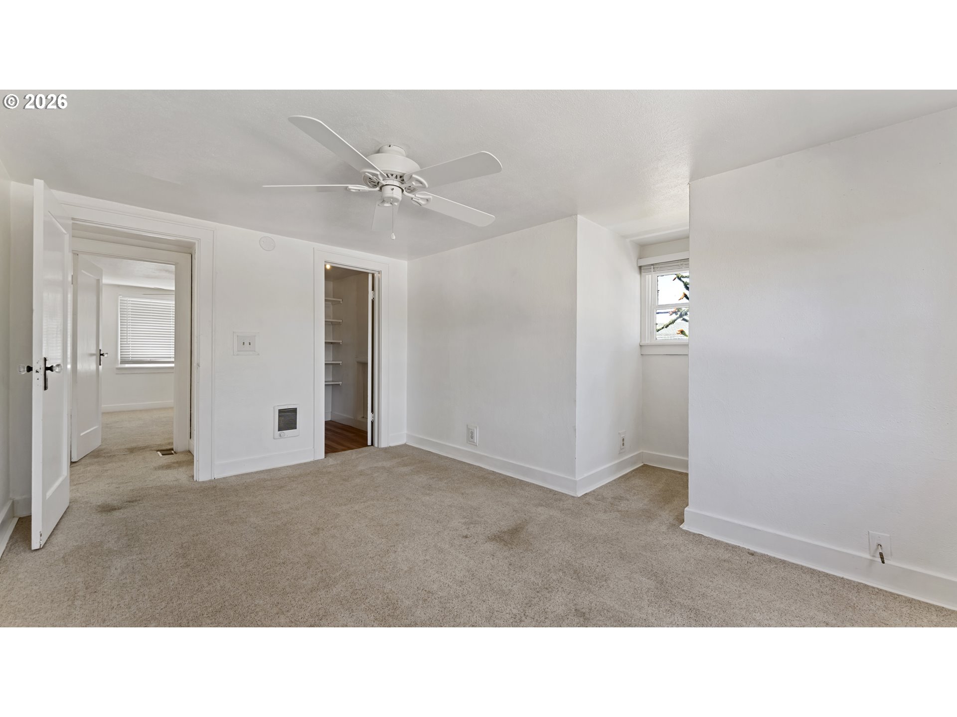 1901 LONG ST