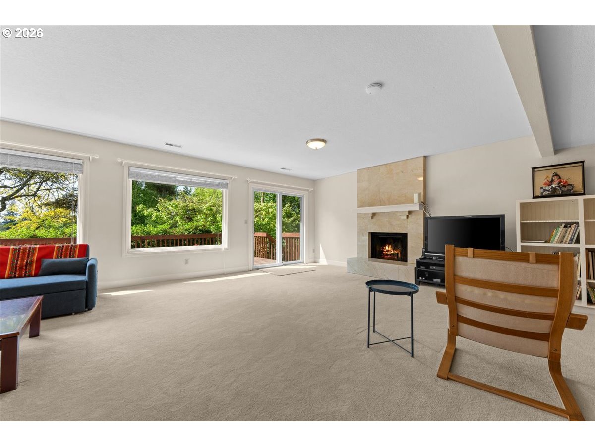 29 WESTRIDGE DR