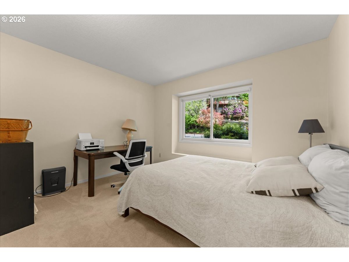 29 WESTRIDGE DR