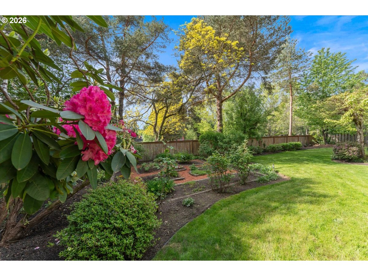 29 WESTRIDGE DR