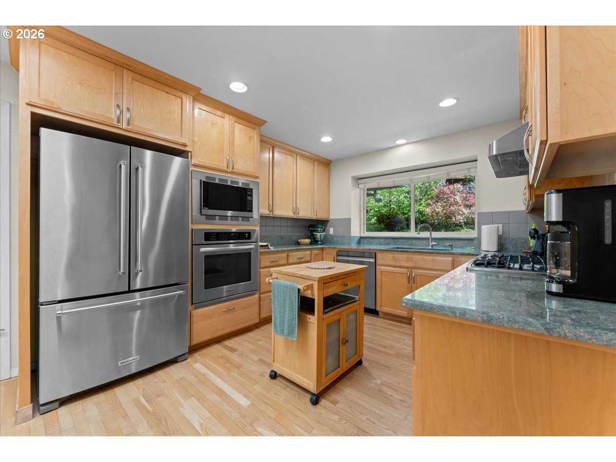 29 WESTRIDGE DR