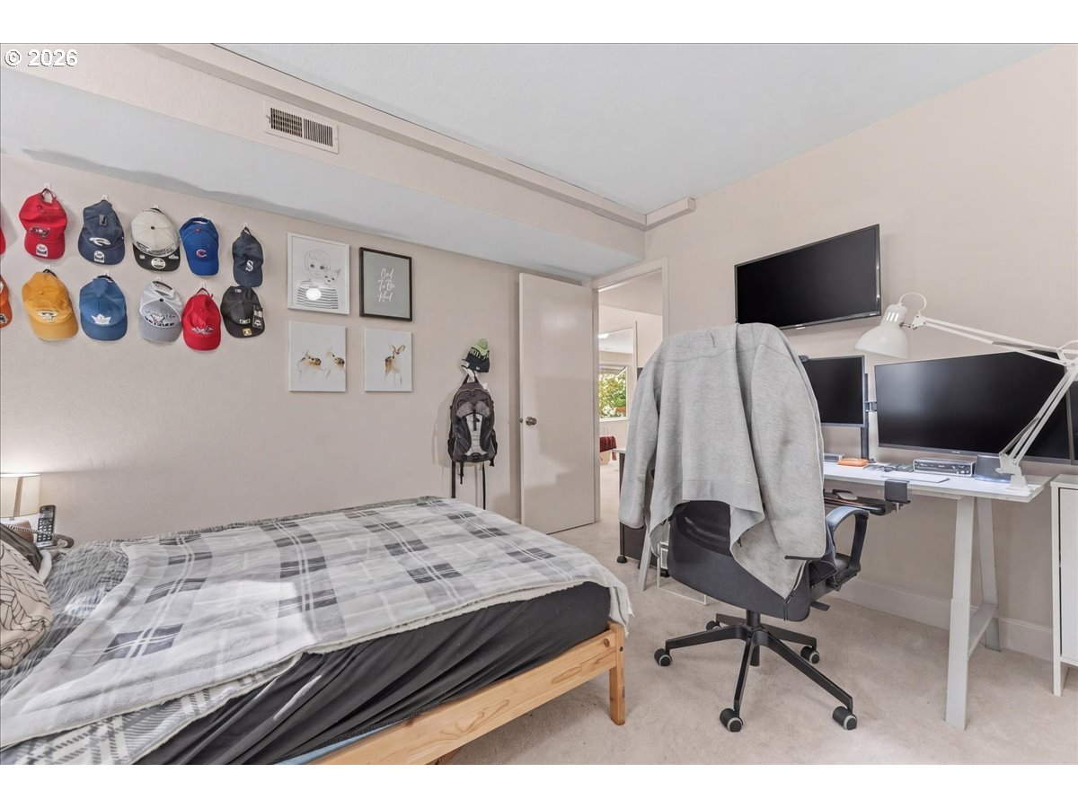 29 WESTRIDGE DR