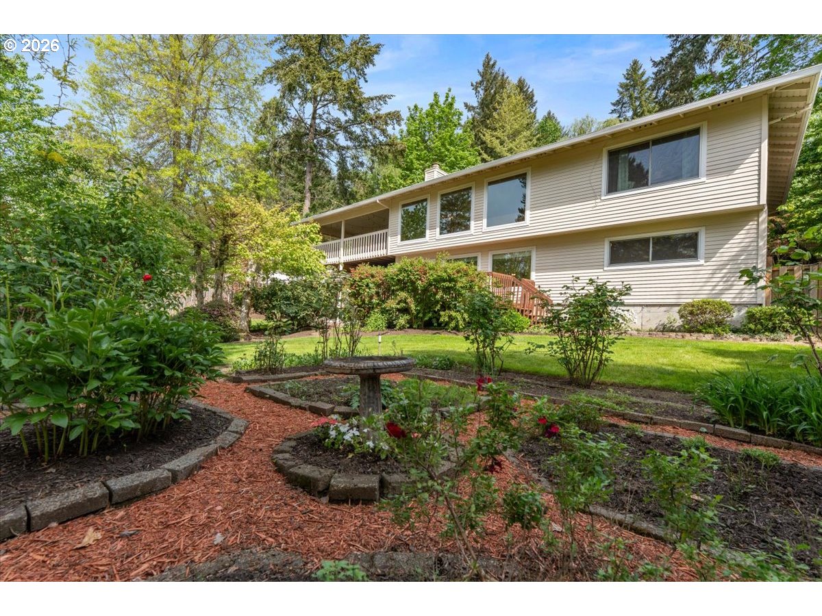 29 WESTRIDGE DR
