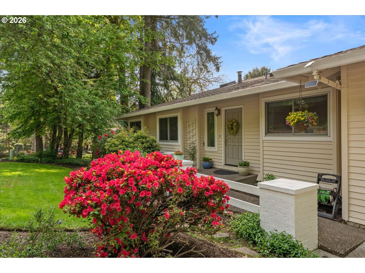 29 WESTRIDGE DR