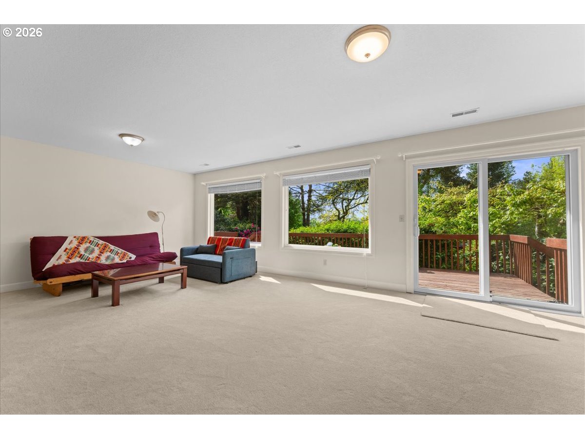 29 WESTRIDGE DR