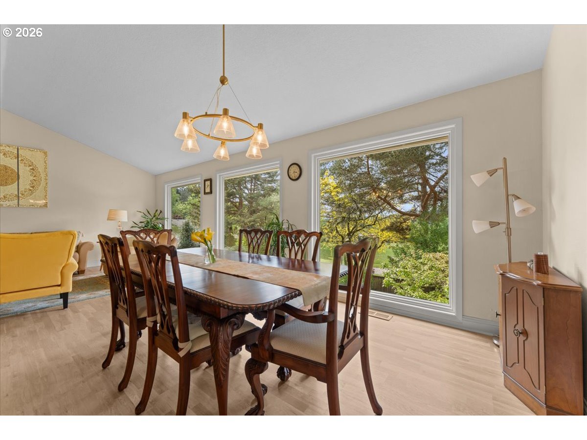 29 WESTRIDGE DR