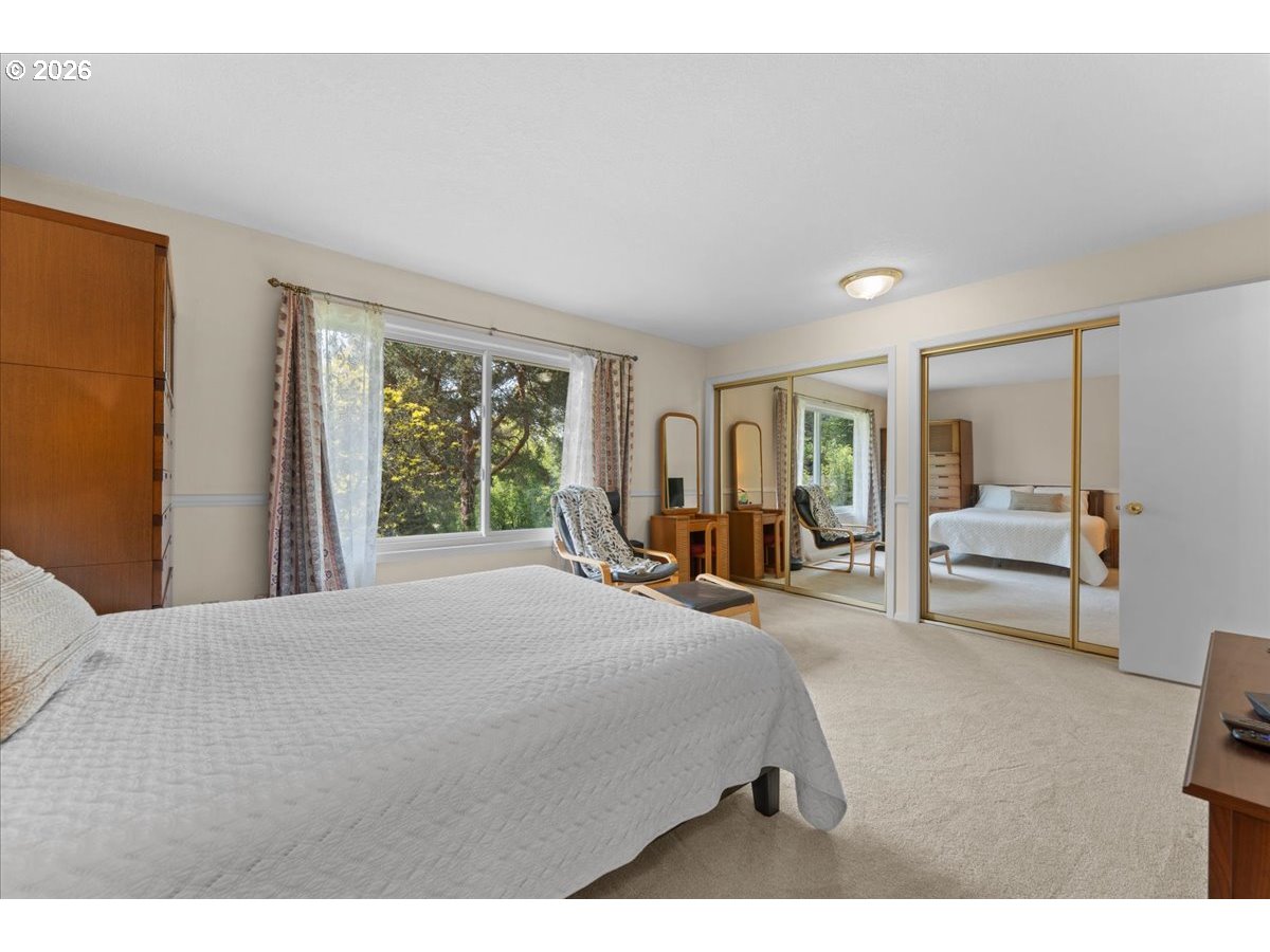 29 WESTRIDGE DR