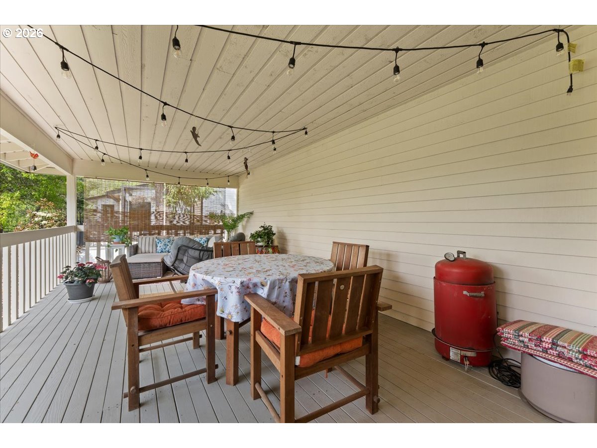 29 WESTRIDGE DR