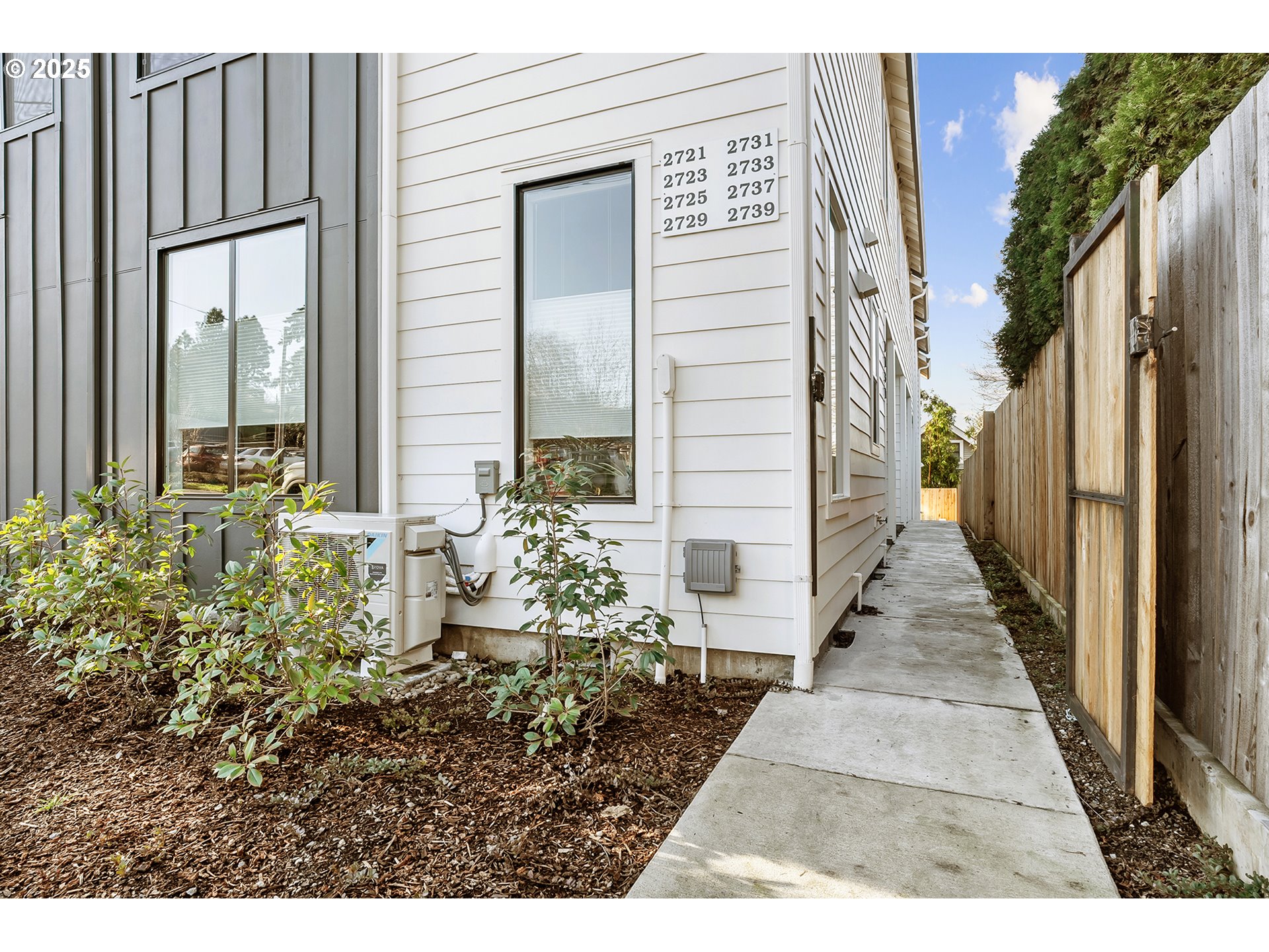 2729 SE 50TH AVE