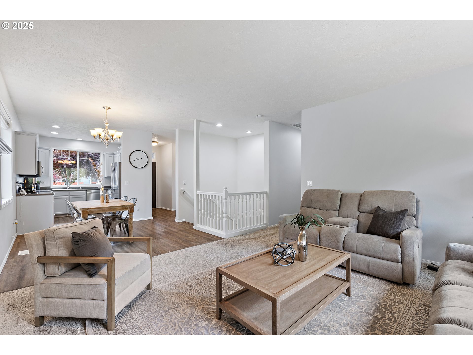 1703 NW WONDERVIEW AVE