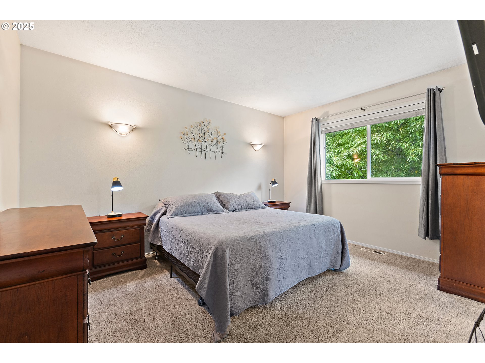 1703 NW WONDERVIEW AVE