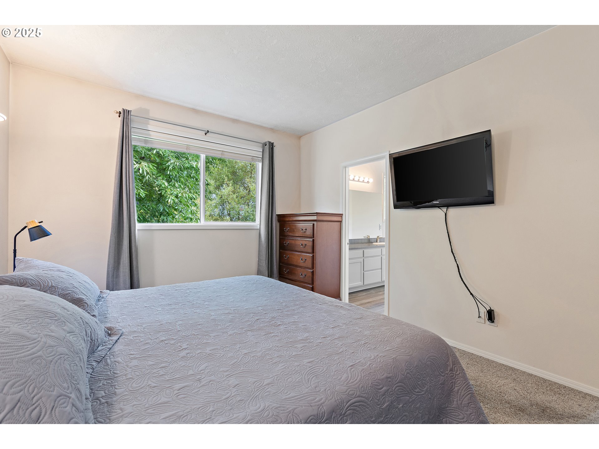 1703 NW WONDERVIEW AVE