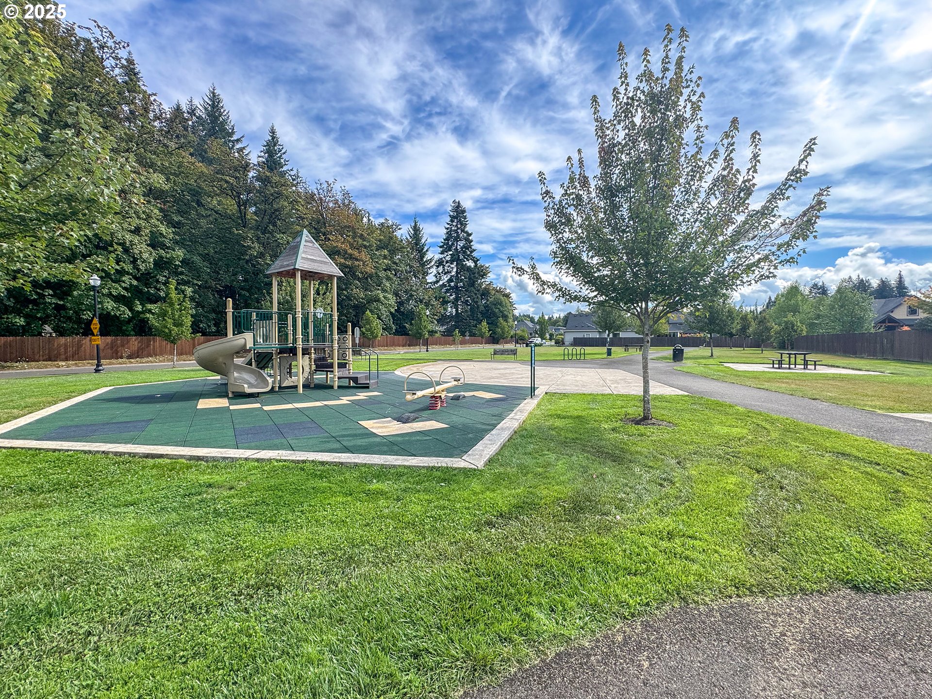 812 NE 29TH WAY