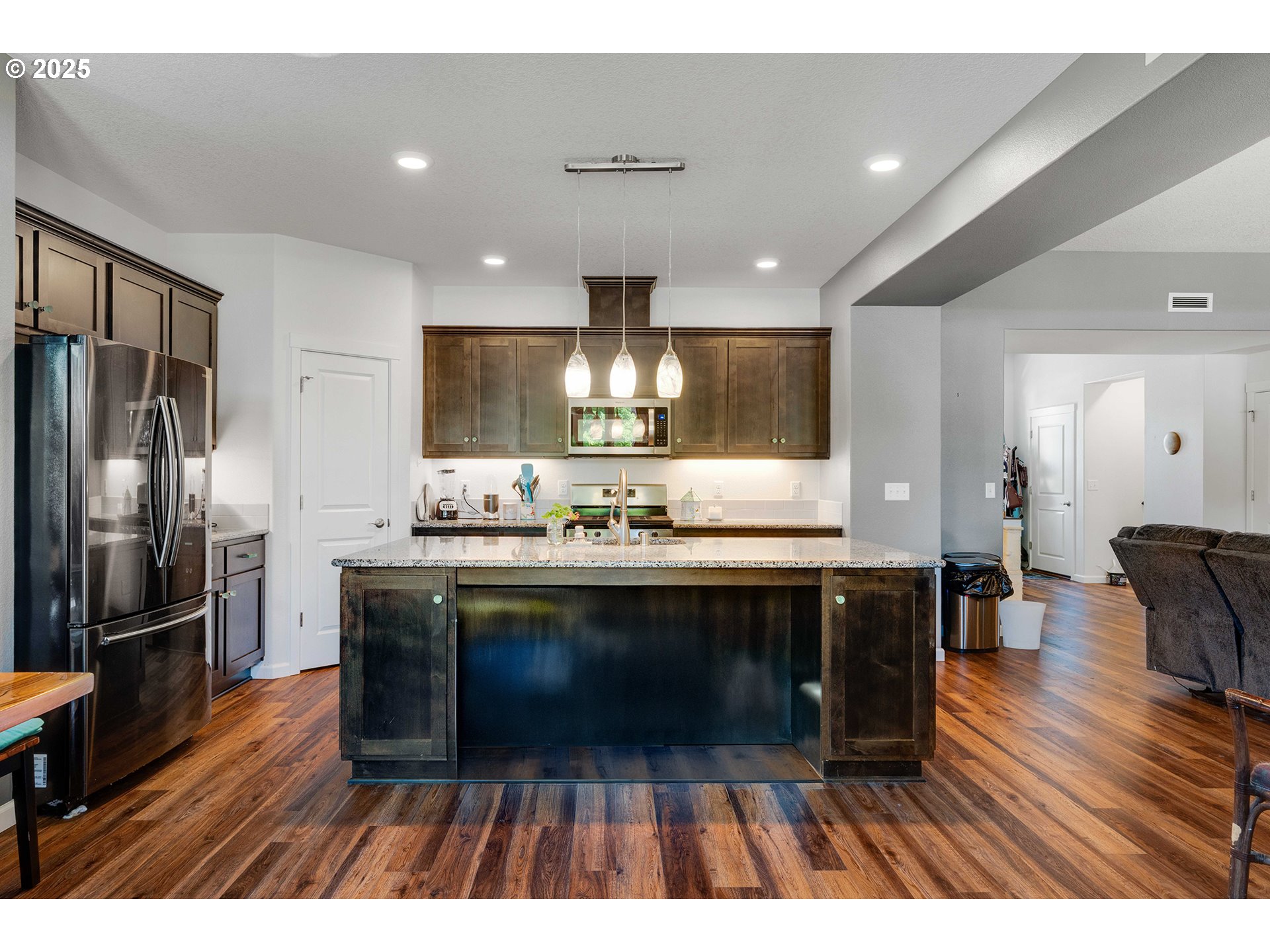812 NE 29TH WAY