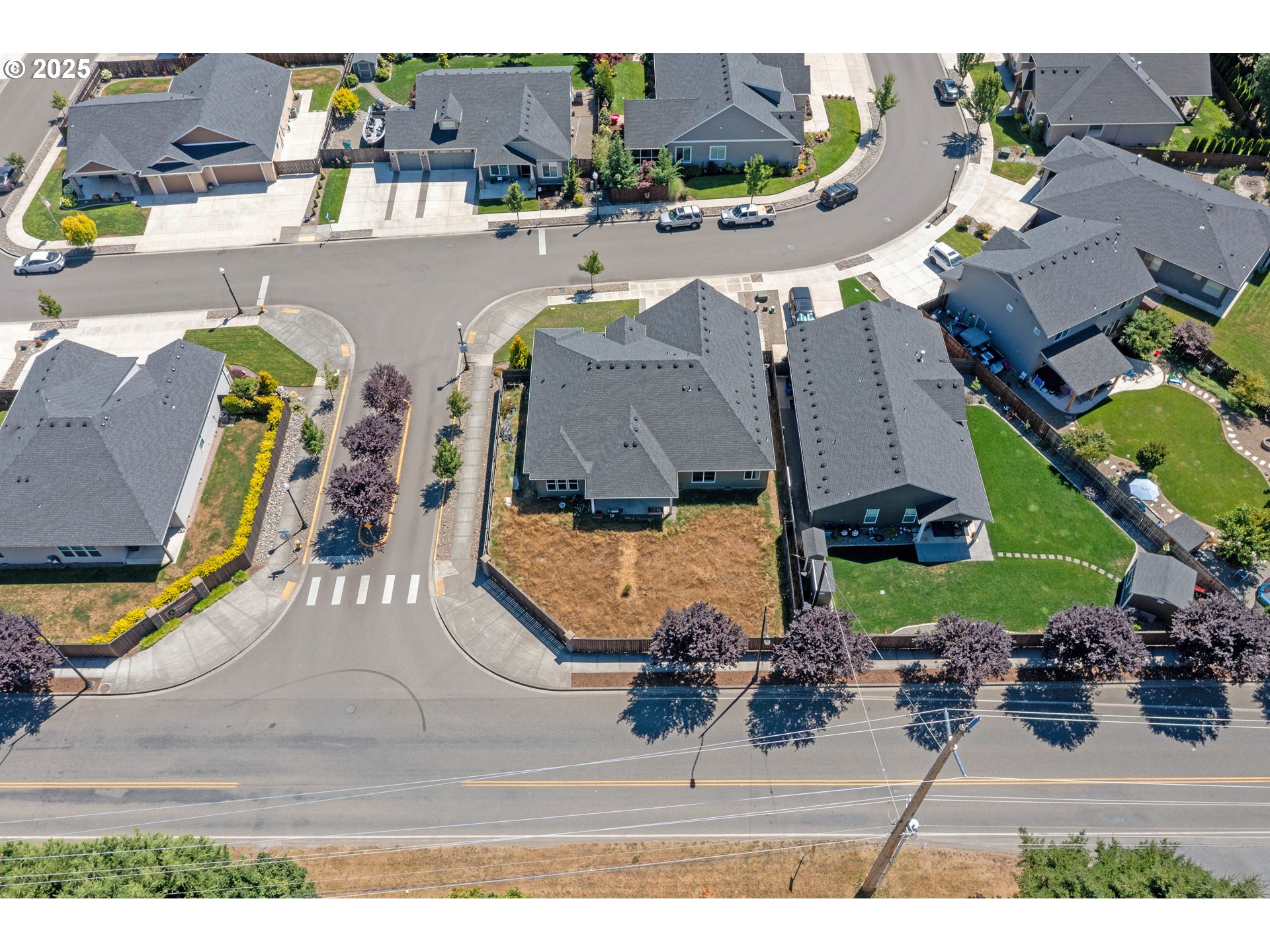812 NE 29TH WAY