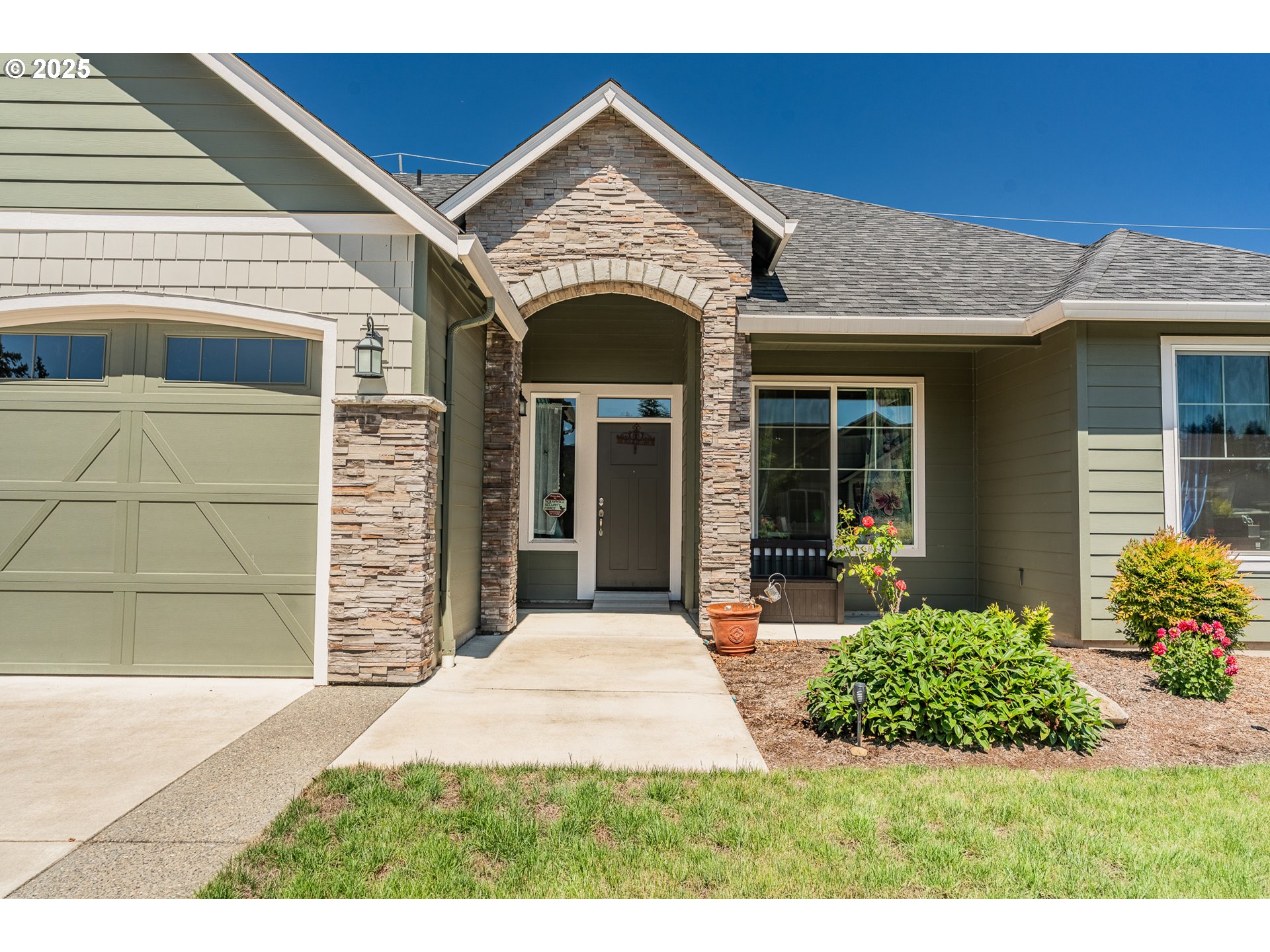 812 NE 29TH WAY