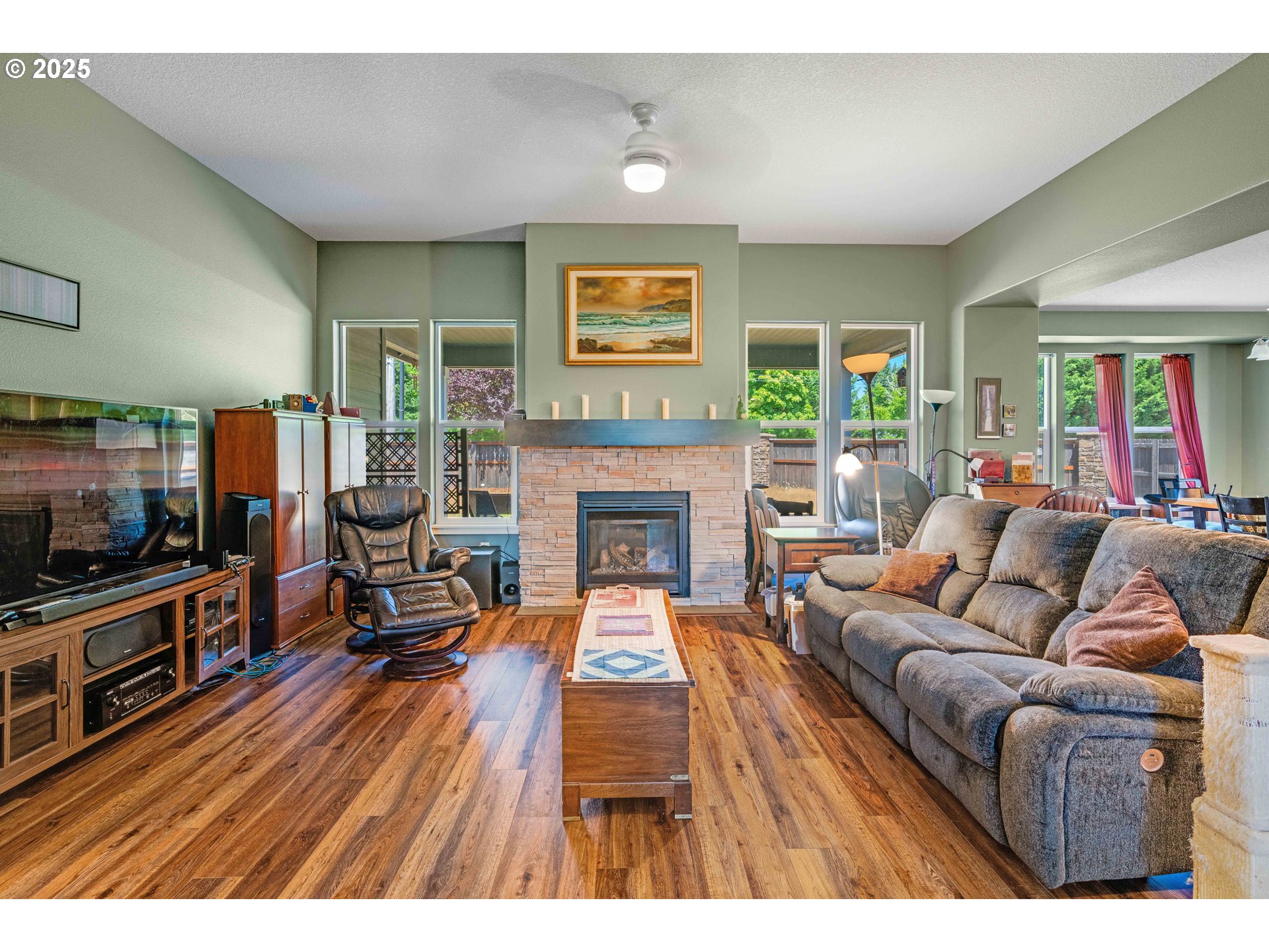 812 NE 29TH WAY