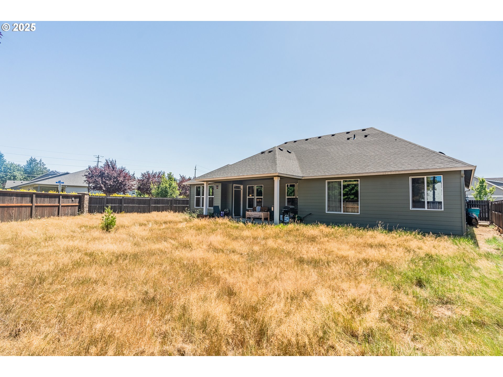 812 NE 29TH WAY