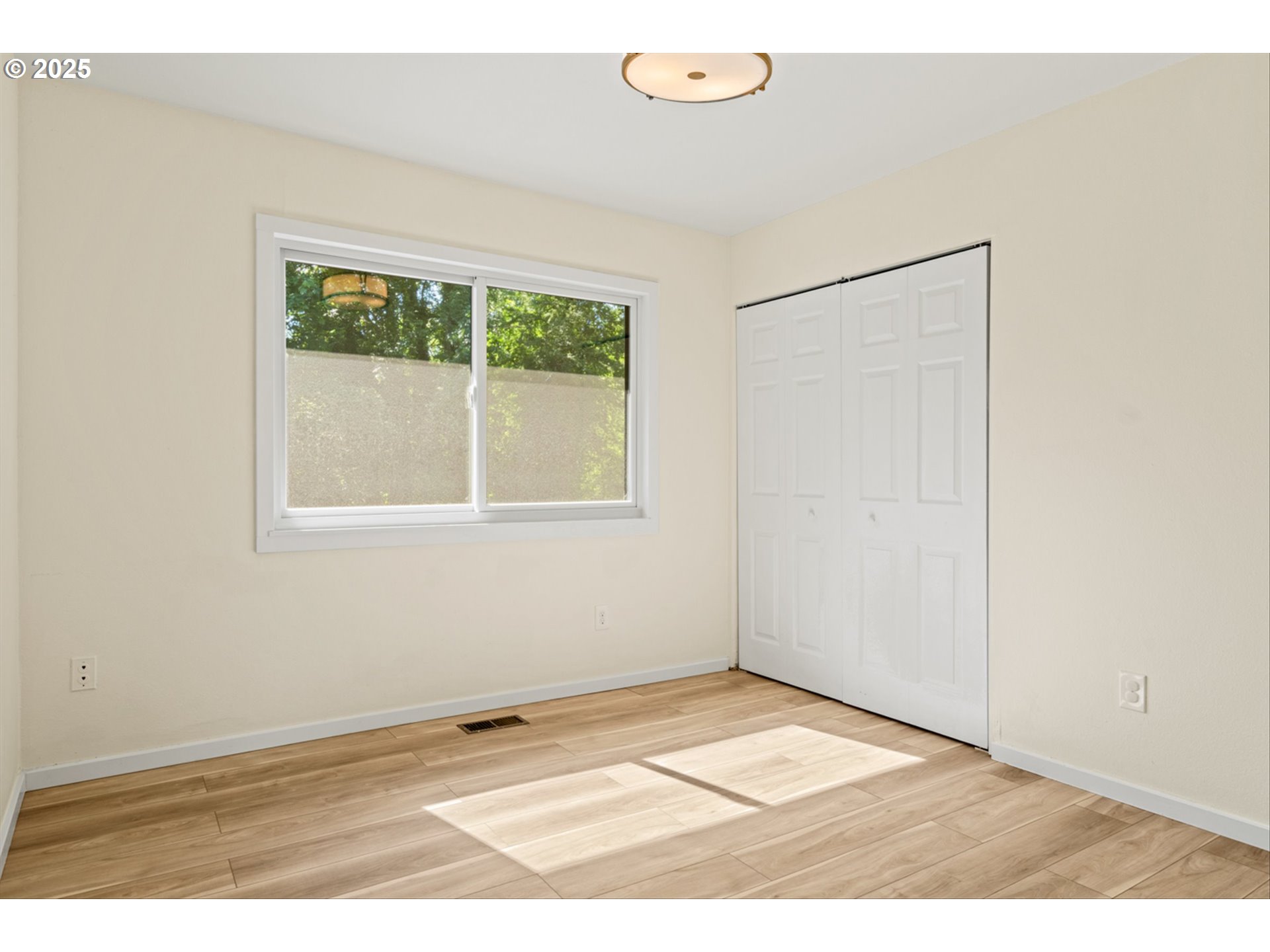 5017 SW FAIRVALE CT