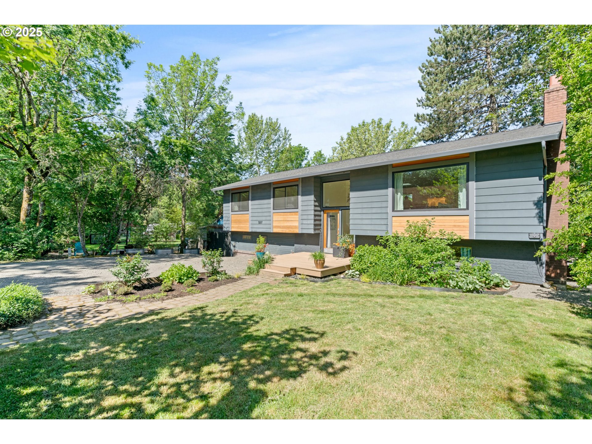 5017 SW FAIRVALE CT
