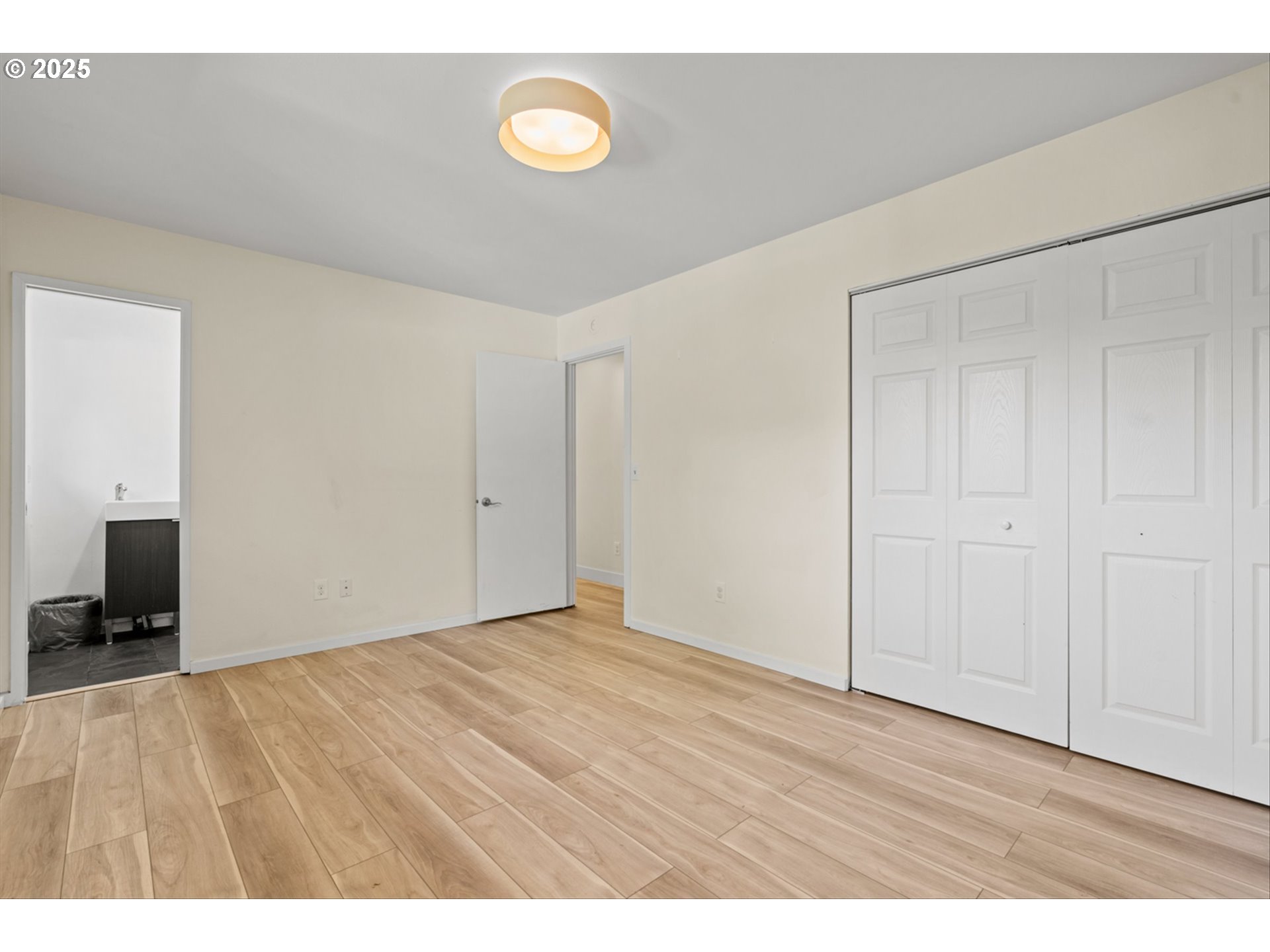 5017 SW FAIRVALE CT