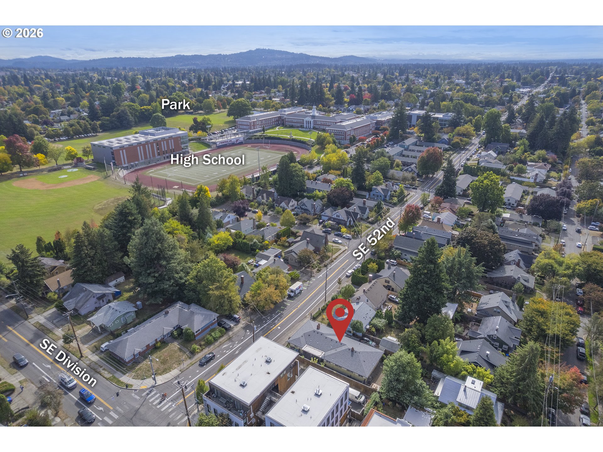 2421 SE 52ND AVE